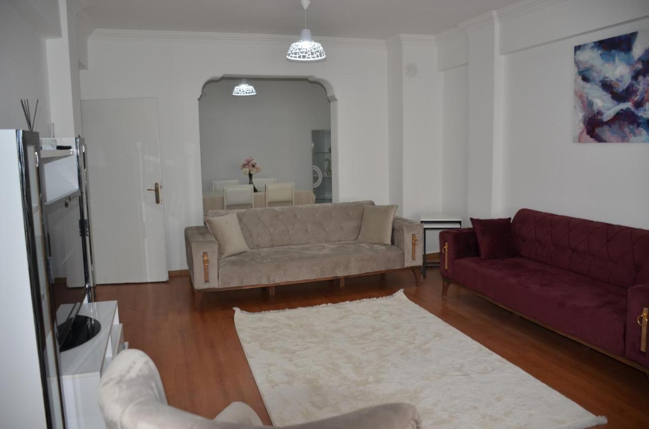 Appartement Cosy Et Tout Equipe Au Coeur D'Αττάλεια Εξωτερικό φωτογραφία