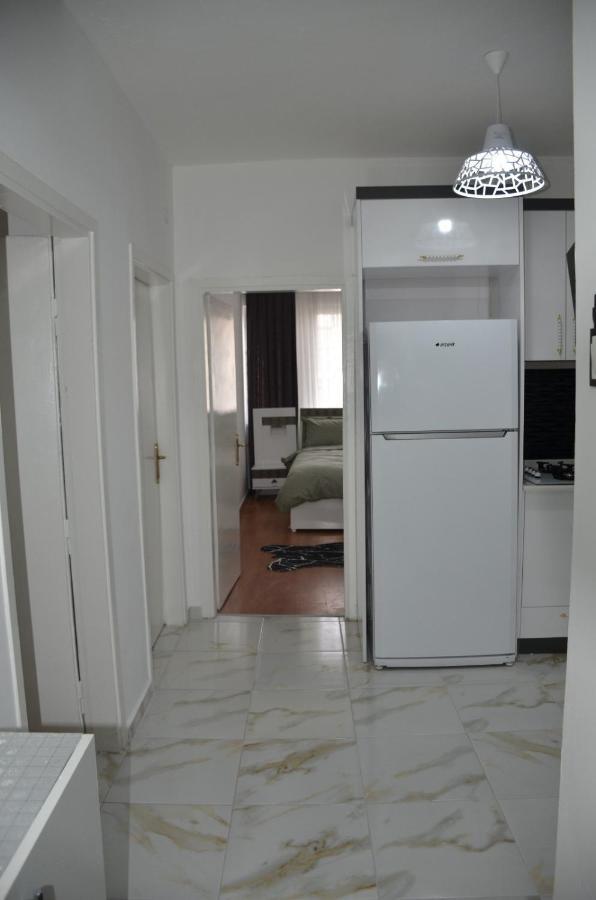 Appartement Cosy Et Tout Equipe Au Coeur D'Αττάλεια Εξωτερικό φωτογραφία